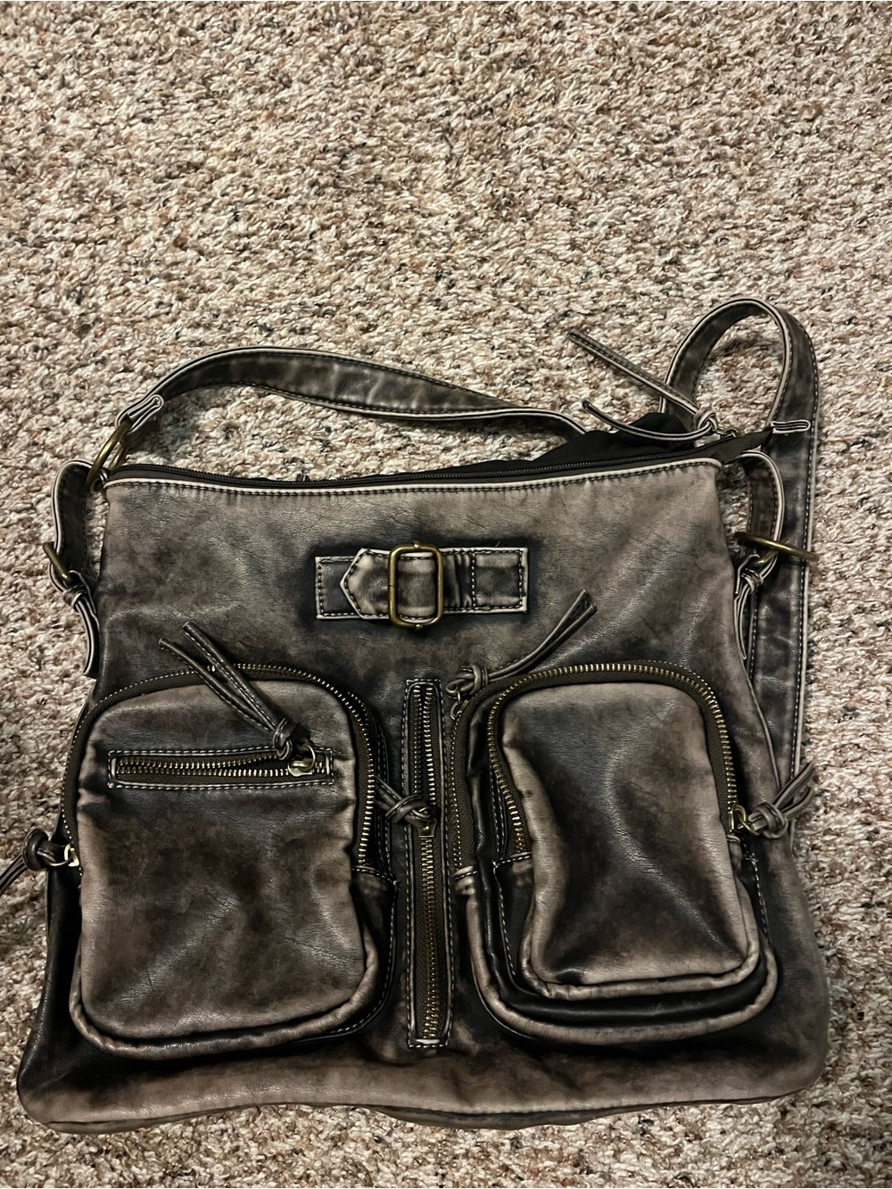 Casual women’s Messenger Bag in Distressed brown with Buckle Detail